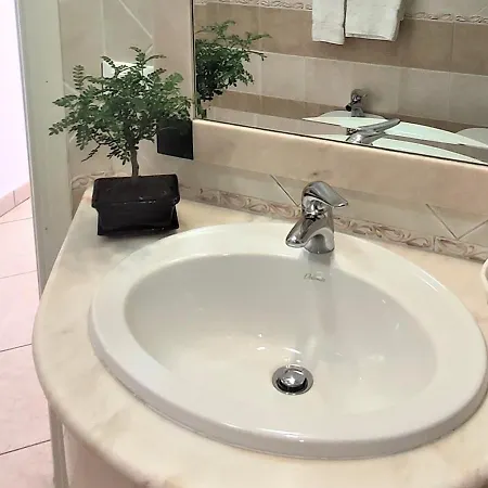 Di Girolamo Bed & Breakfast Lido Di Fondi
